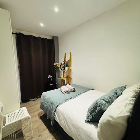 "Spacious Family, Friendly" 1 Bedroom In Kings Cross, St Pancras!!!118A لندن المظهر الخارجي الصورة